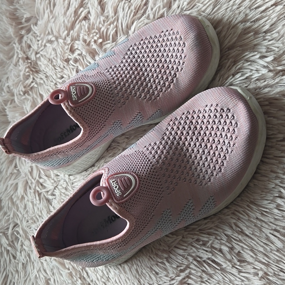 SoftMoc Pink and Gray Women's Slip-On Sport2 Sneakers